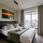 Huswell - Experience Coastal Luxury At Ostend